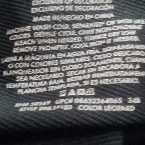 Danskin Now Dri*More leopard print fitted athletic capris - Picture 8 of 9